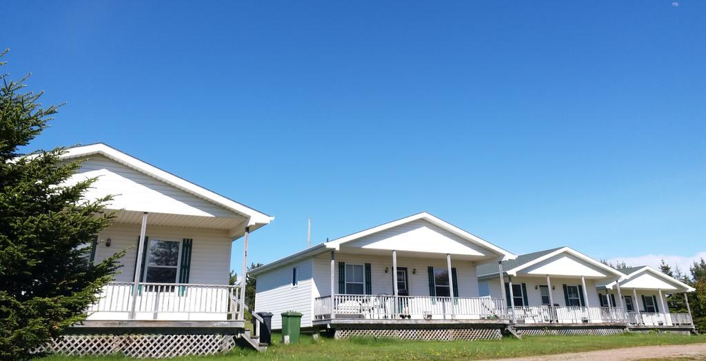 Merry Stanhope Chalets Hotel Екстериор снимка